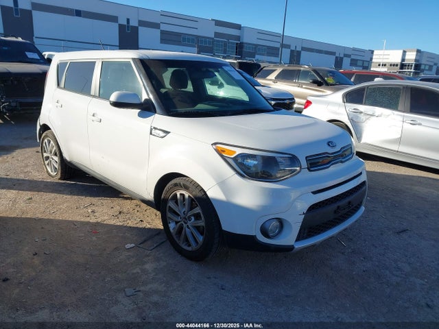 KIA SOUL + - 1