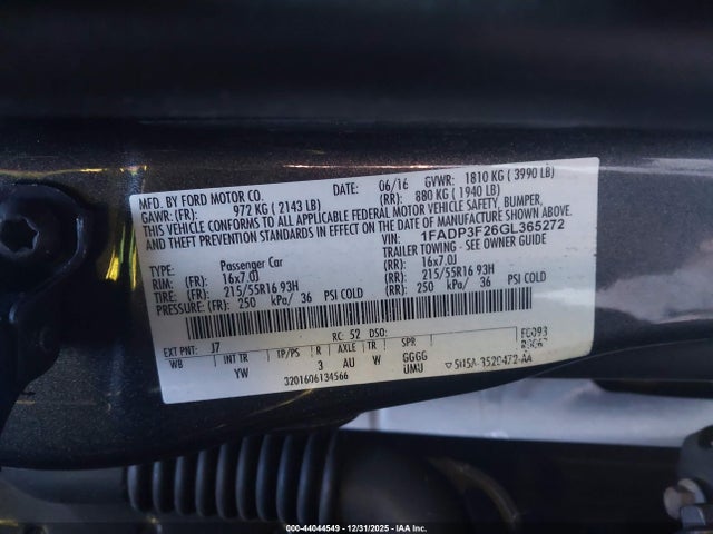 FORD FOCUS SE - 9