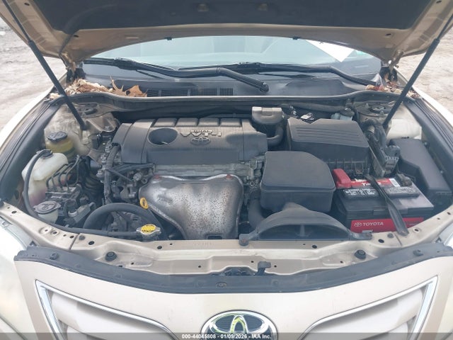 TOYOTA CAMRY - 10