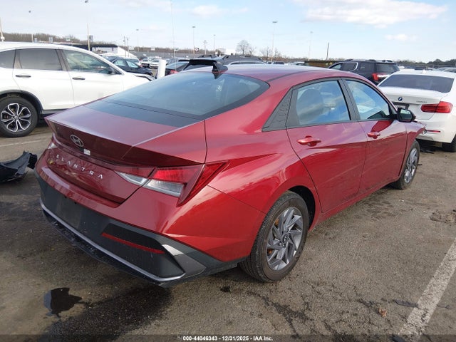 HYUNDAI ELANTRA SEL - 4