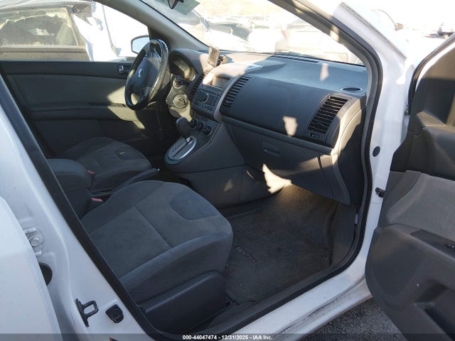 2009 Nissan SENTRA 2.0S 照片 5