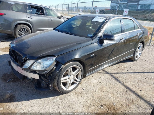 MERCEDES-BENZ E-CLASS - 2