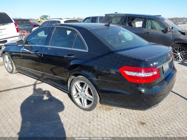 MERCEDES-BENZ E-CLASS - 3