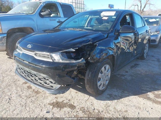 KIA RIO LX - 2