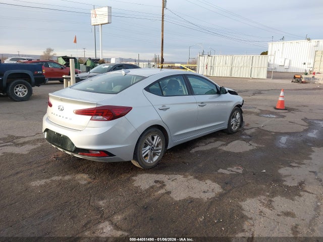 HYUNDAI ELANTRA SEL - 4