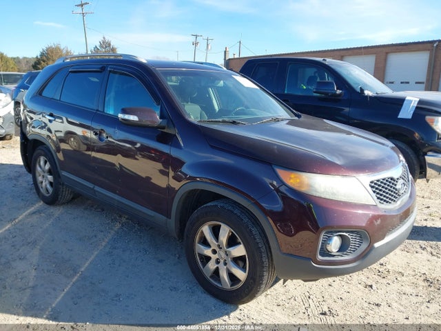 2012 KIA SORENTO LX
