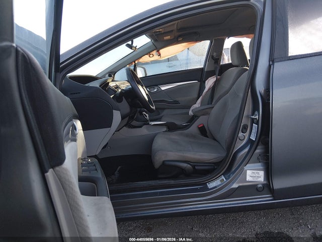 صورة 5 لـ 2013 Honda CIVIC EX