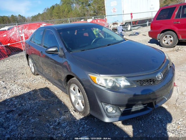 2013 TOYOTA CAMRY SE