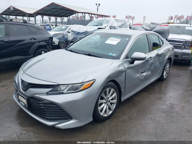 2019 TOYOTA CAMRY LE 2