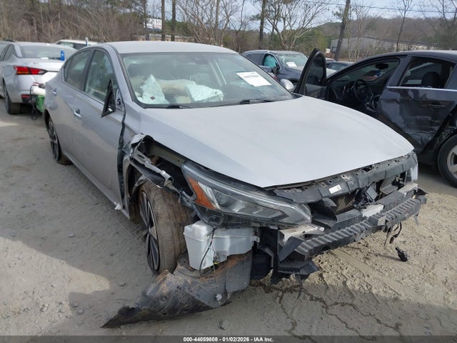 2022 NISSAN ALTIMA SV FWD