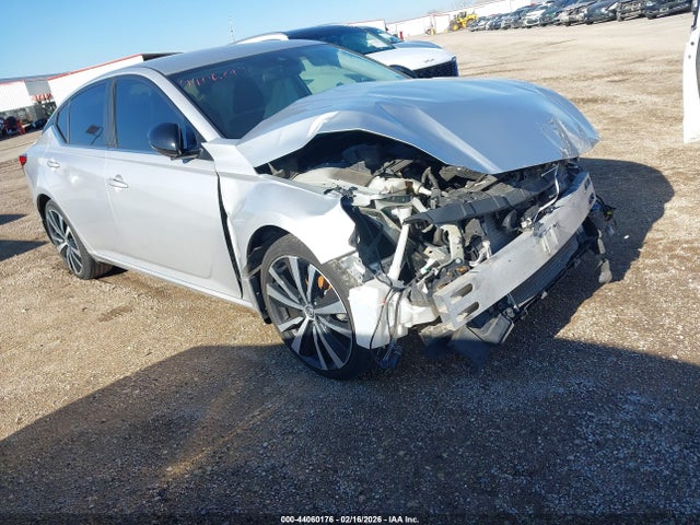2020 NISSAN ALTIMA SR FWD