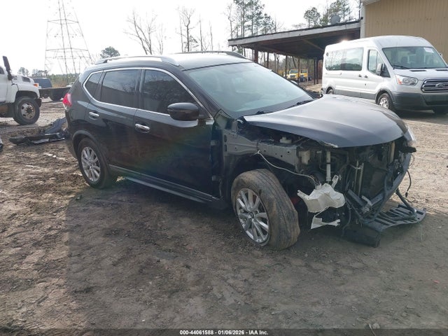 2018 NISSAN ROGUE SV