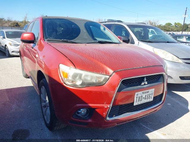2011 MITSUBISHI OUTLANDER SE