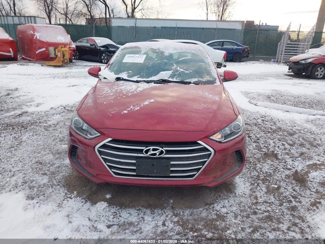 HYUNDAI ELANTRA SE - 6