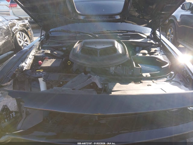 DODGE CHALLENGER 392 HEMI SCAT PACK SHAKER - 10