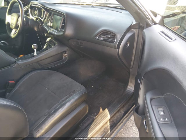 DODGE CHALLENGER 392 HEMI SCAT PACK SHAKER - 5
