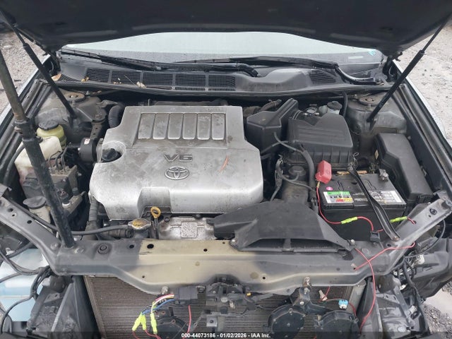 2011 Toyota AVALON LIMITED photo 10