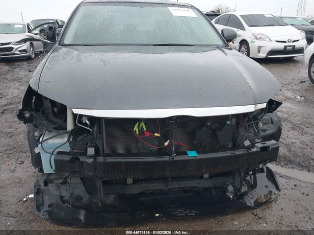 2011 Toyota AVALON LIMITED photo 6