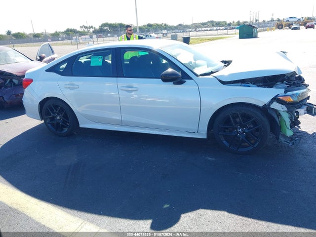2022 Honda Civic, VIN: 2HGFE2F50NH580428
