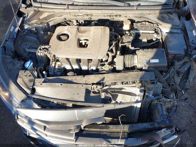 HYUNDAI ELANTRA SEL - 10