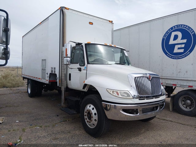 2011 INTERNATIONAL 4000 4400