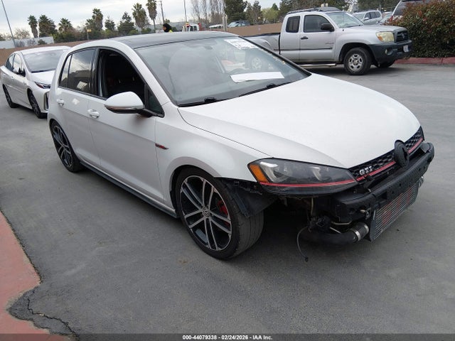 2015 VOLKSWAGEN GOLF 2.0T AUTOBAHN 4-DOOR