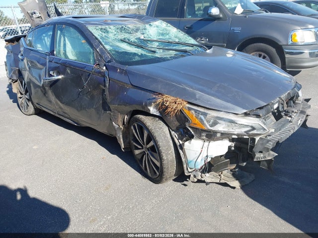 2022 NISSAN ALTIMA PLATINUM INTELLIGENT AWD