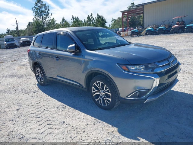 2018 MITSUBISHI OUTLANDER SE