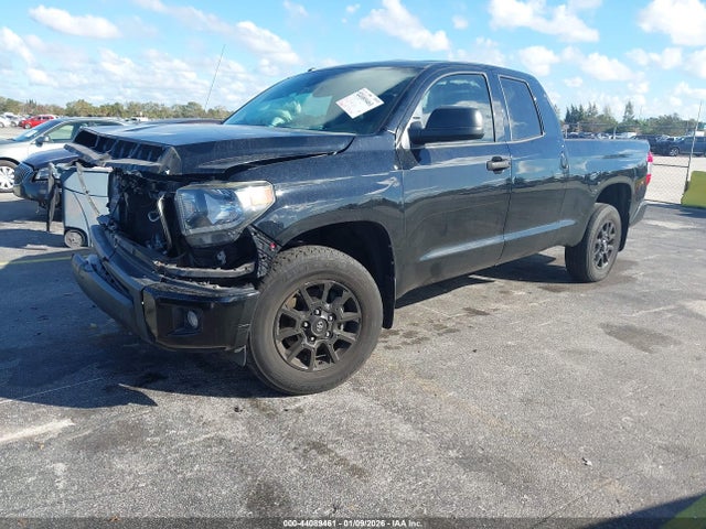 TOYOTA TUNDRA - 2