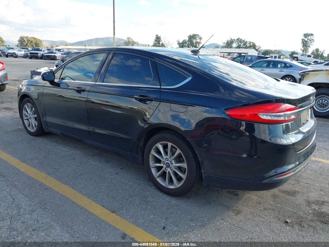 FORD FUSION SE - 3