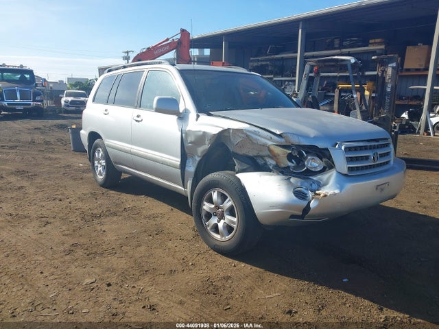 2003 TOYOTA HIGHLANDE 