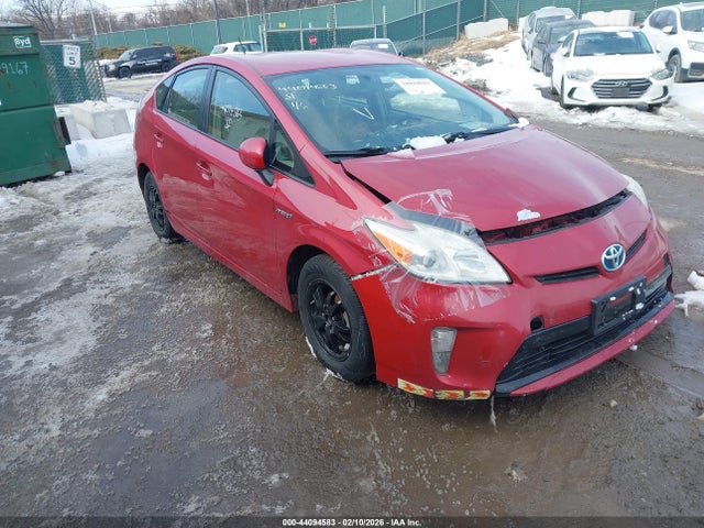 2015 TOYOTA PRIUS THREE