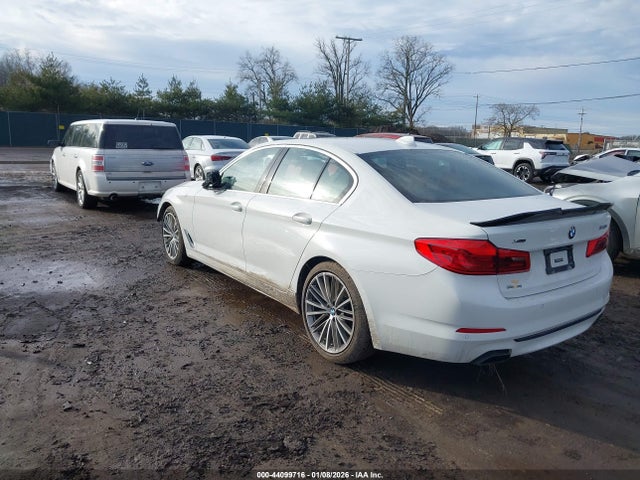 2019 BMW 5 Series, VIN: WBAJE7C59KWW14368