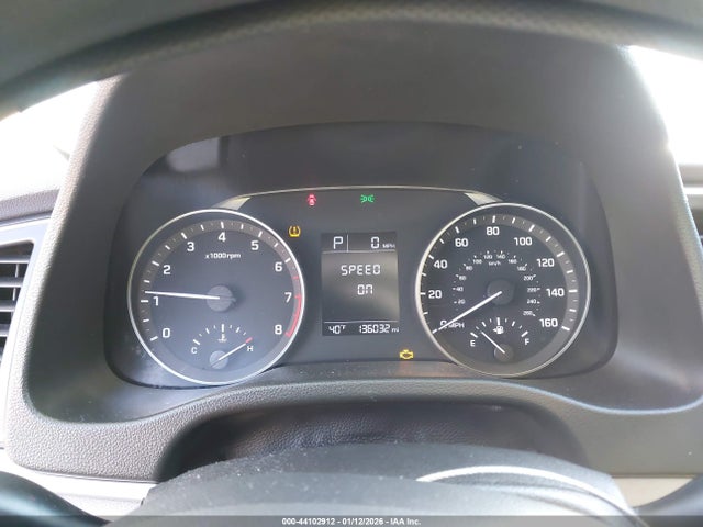 HYUNDAI ELANTRA SE - 7