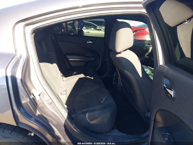 DODGE CHARGER SE - 8