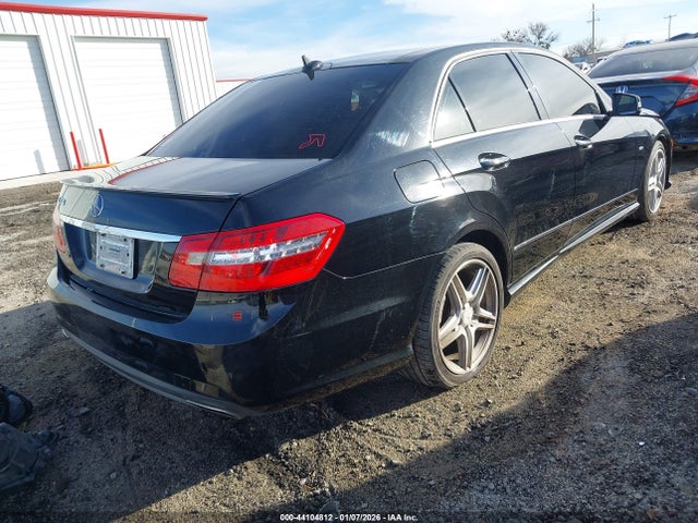 MERCEDES-BENZ E-CLASS - 4