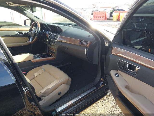 MERCEDES-BENZ E-CLASS - 5