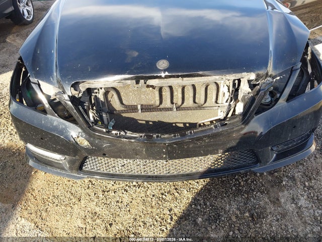 MERCEDES-BENZ E-CLASS - 6