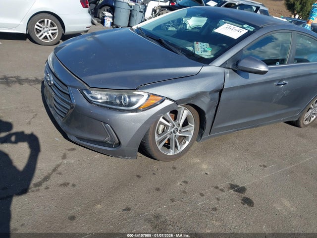 HYUNDAI ELANTRA LIMITED - 6