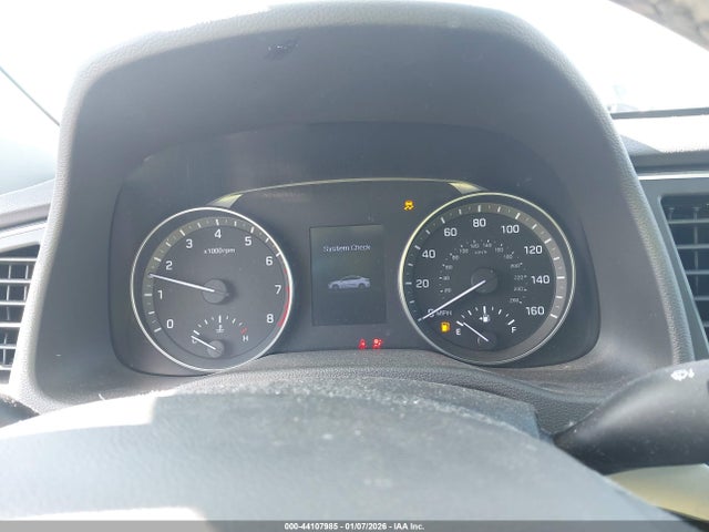 HYUNDAI ELANTRA LIMITED - 7