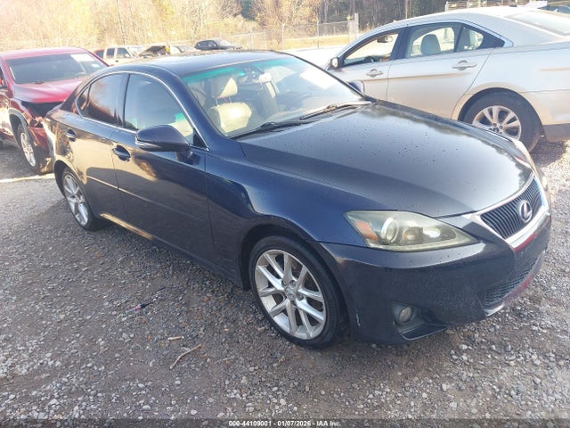 2011 LEXUS IS 