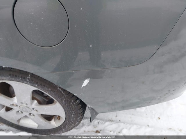 HYUNDAI ELANTRA SE - 6