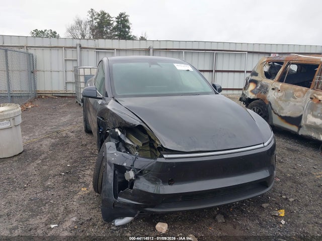 2026 TESLA MODEL Y LONG RANGE LAUNCH SERIES/PREMIUM ALL-WHEEL DRIVE