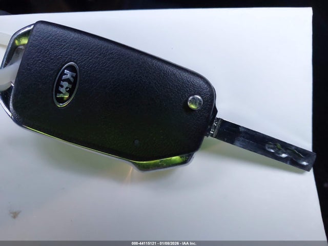 صورة مصغرة 11 لـ 2021 KIA FORTE FE