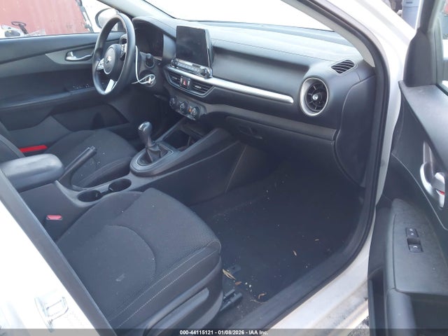 صورة 5 لـ 2021 KIA FORTE FE