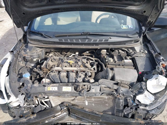 HYUNDAI ELANTRA SE - 10