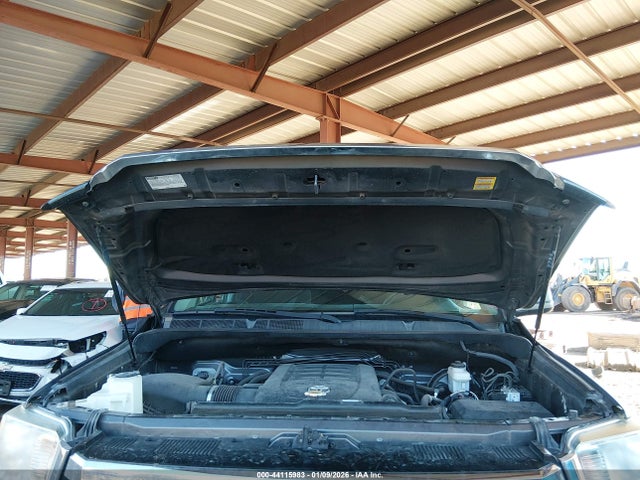 TOYOTA TUNDRA - 10