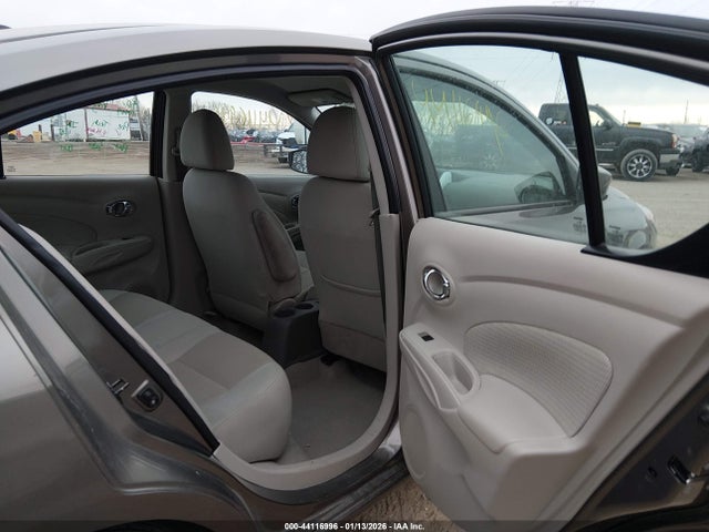 صورة 8 لـ 2015 Nissan VERSA 1.6 SV