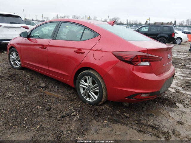 HYUNDAI ELANTRA SEL - 3