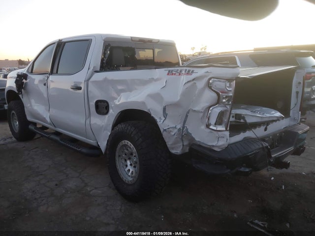 CHEVROLET SILVERADO 1500 4WD SHORT BED LT TRAIL BOSS - 3